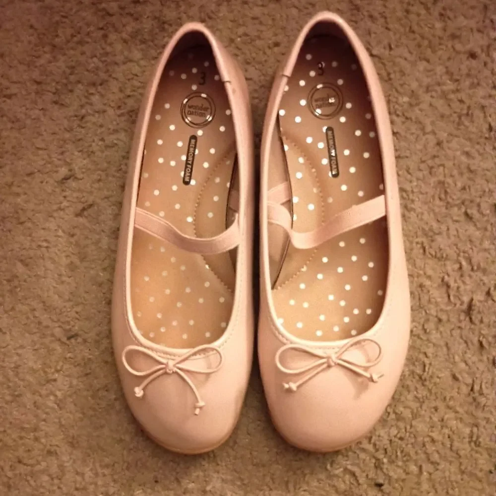 Wonder Nation Memory Foam Girls Patent Leather Flats Size 3 Tan PRE-OWNED